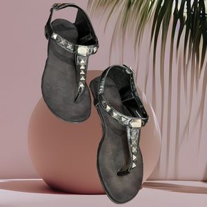 Womens Aerosoles Chlose Together Studded T-Strap Flat Sandals - Black